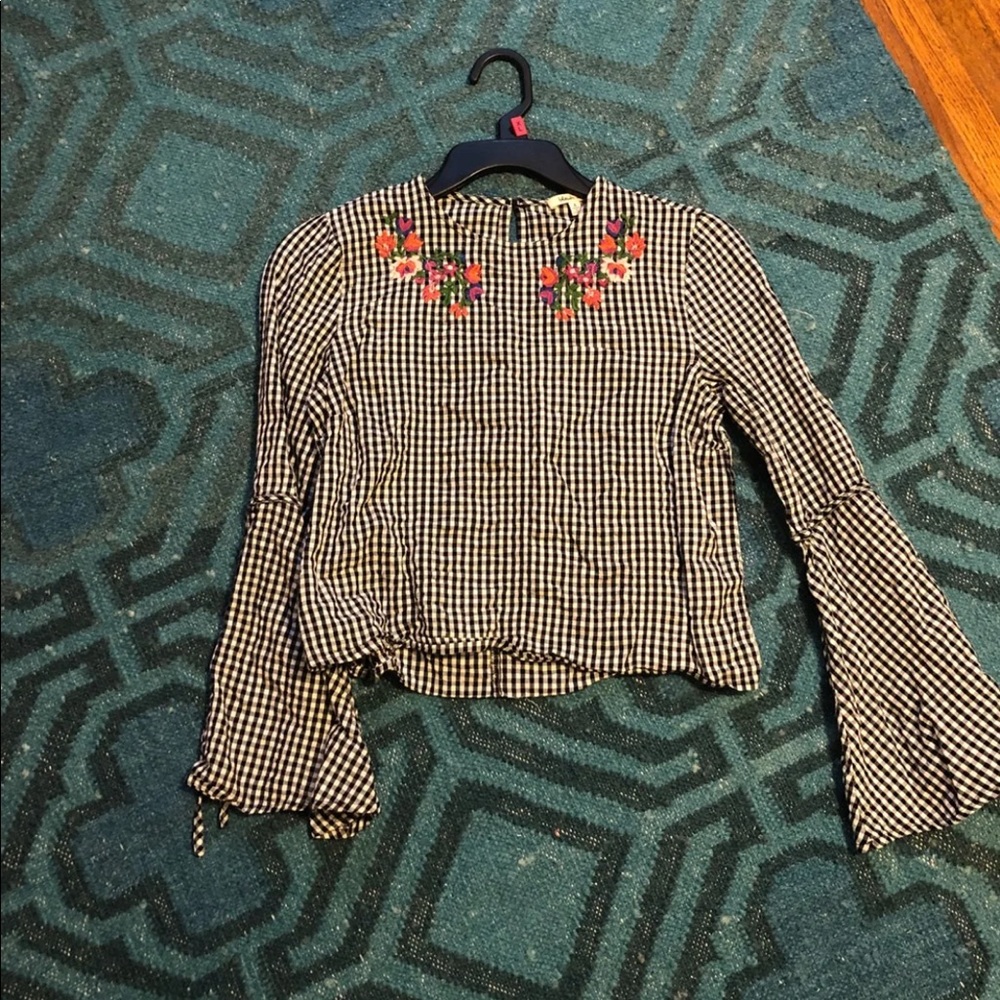Plaid top with embroidery